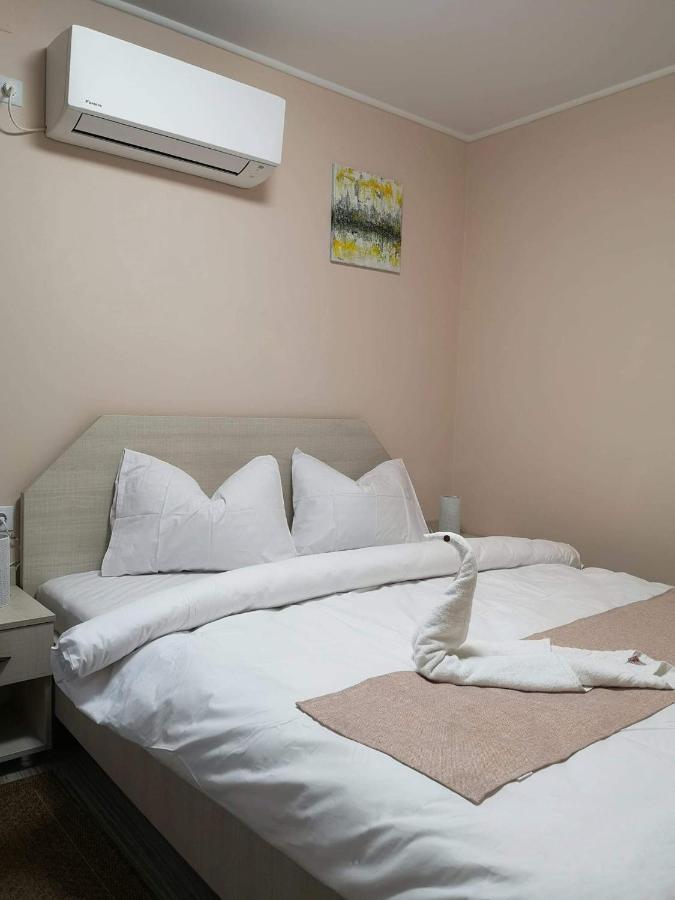 Casa Cizi 호텔 Călimăneşti 외부 사진