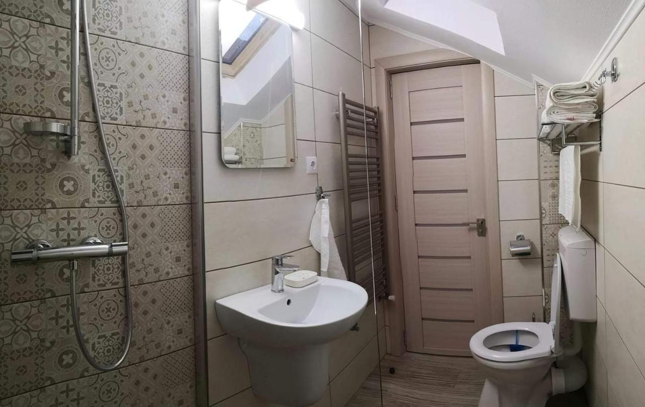 Casa Cizi 호텔 Călimăneşti 외부 사진
