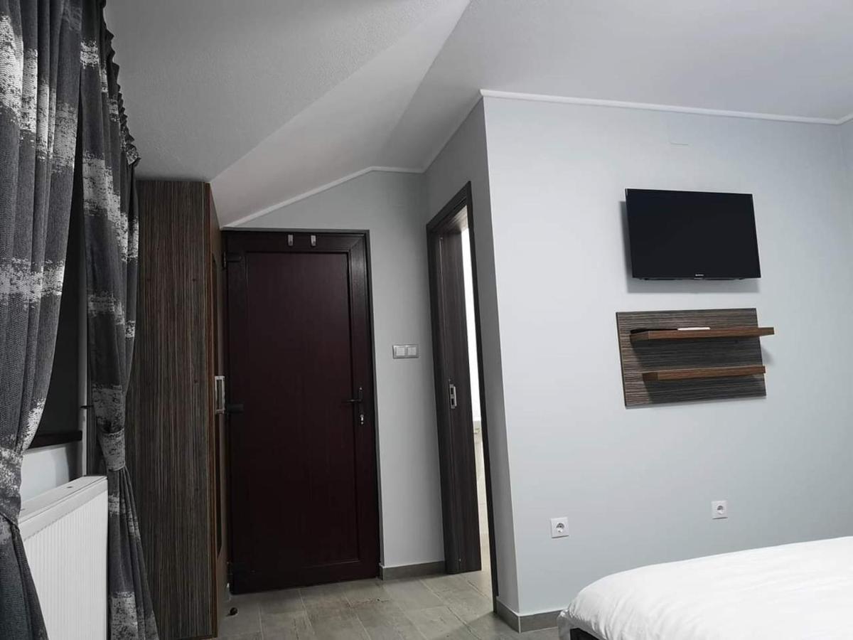 Casa Cizi 호텔 Călimăneşti 외부 사진