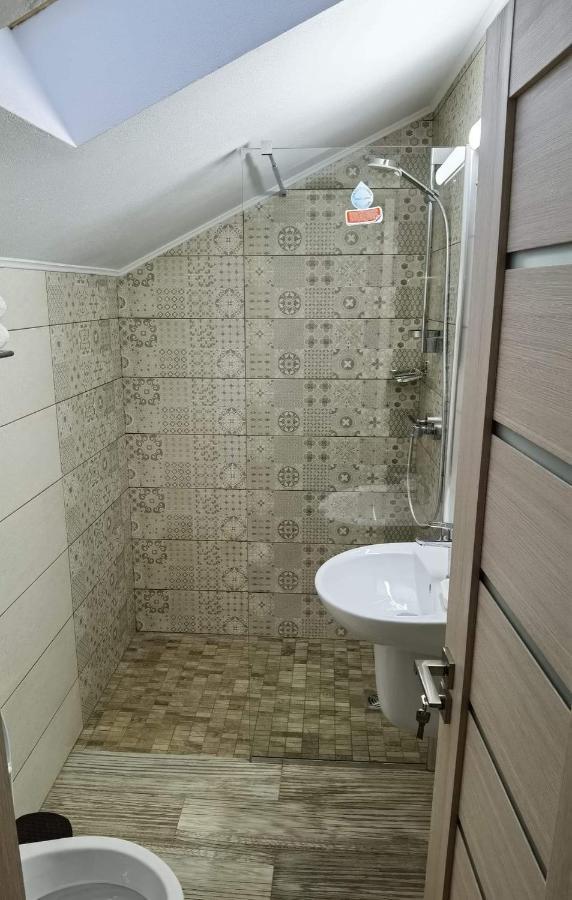 Casa Cizi 호텔 Călimăneşti 외부 사진
