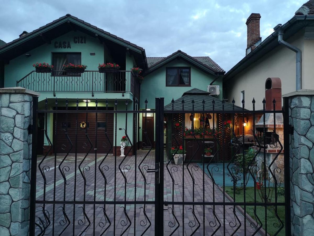 Casa Cizi 호텔 Călimăneşti 외부 사진