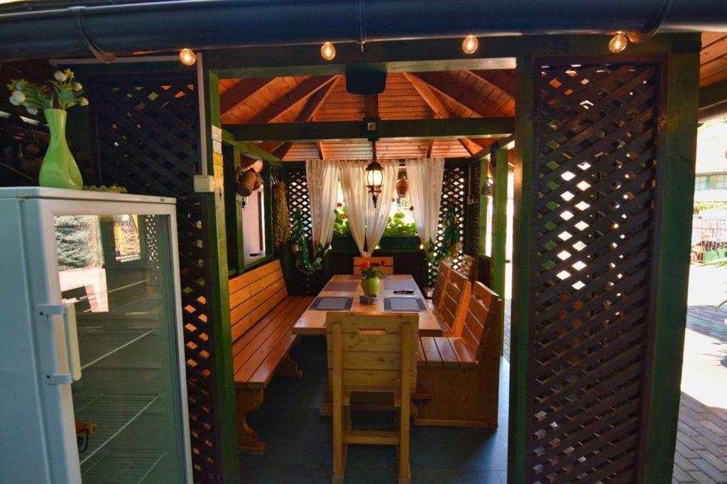 Casa Cizi 호텔 Călimăneşti 외부 사진
